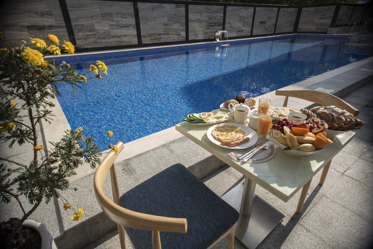 Отель Chveni Ezo Boutique Hotel