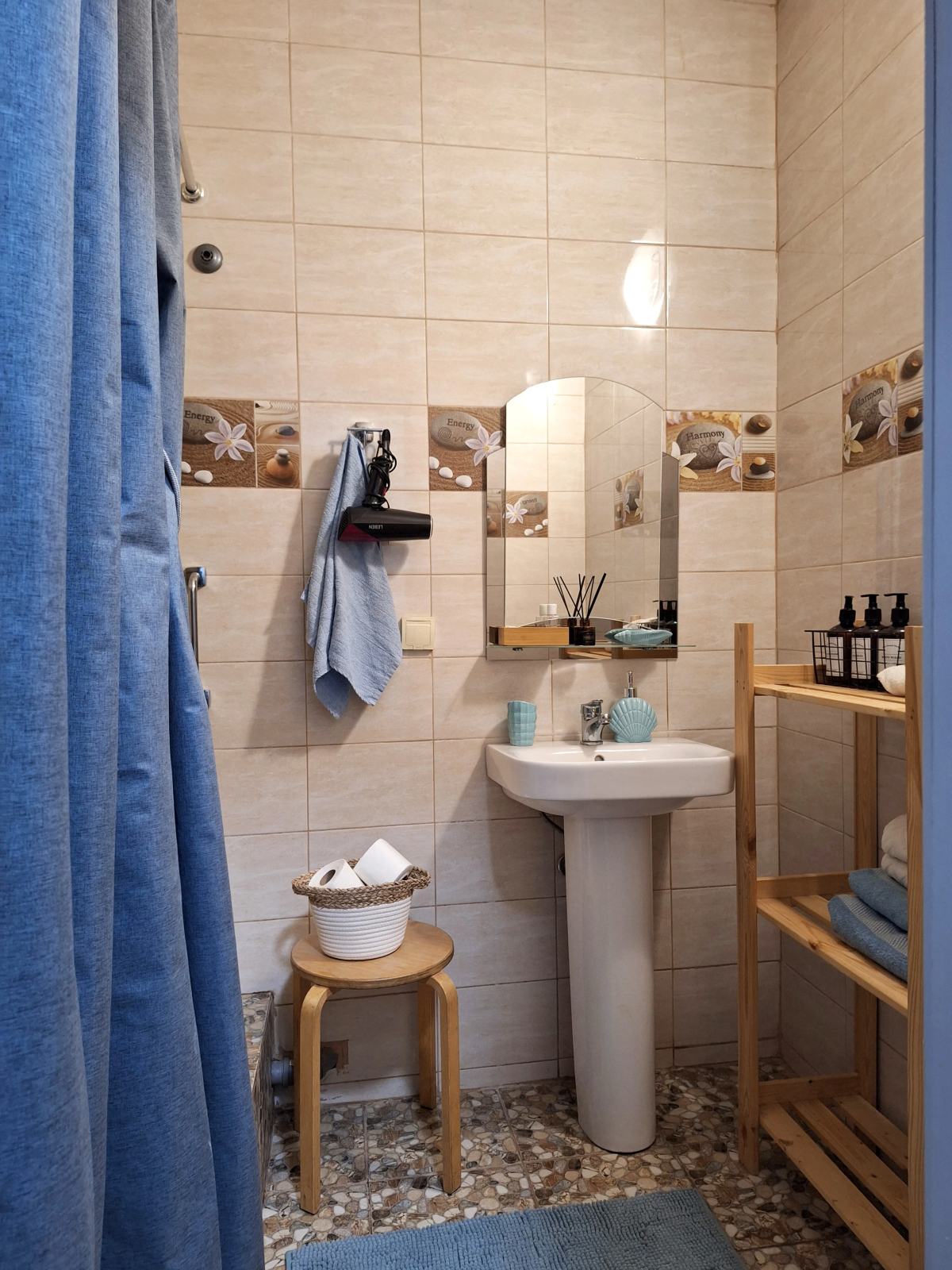 Apartments Cozy Flat with the Sea and Rock on str. Kunikova bld. 20A