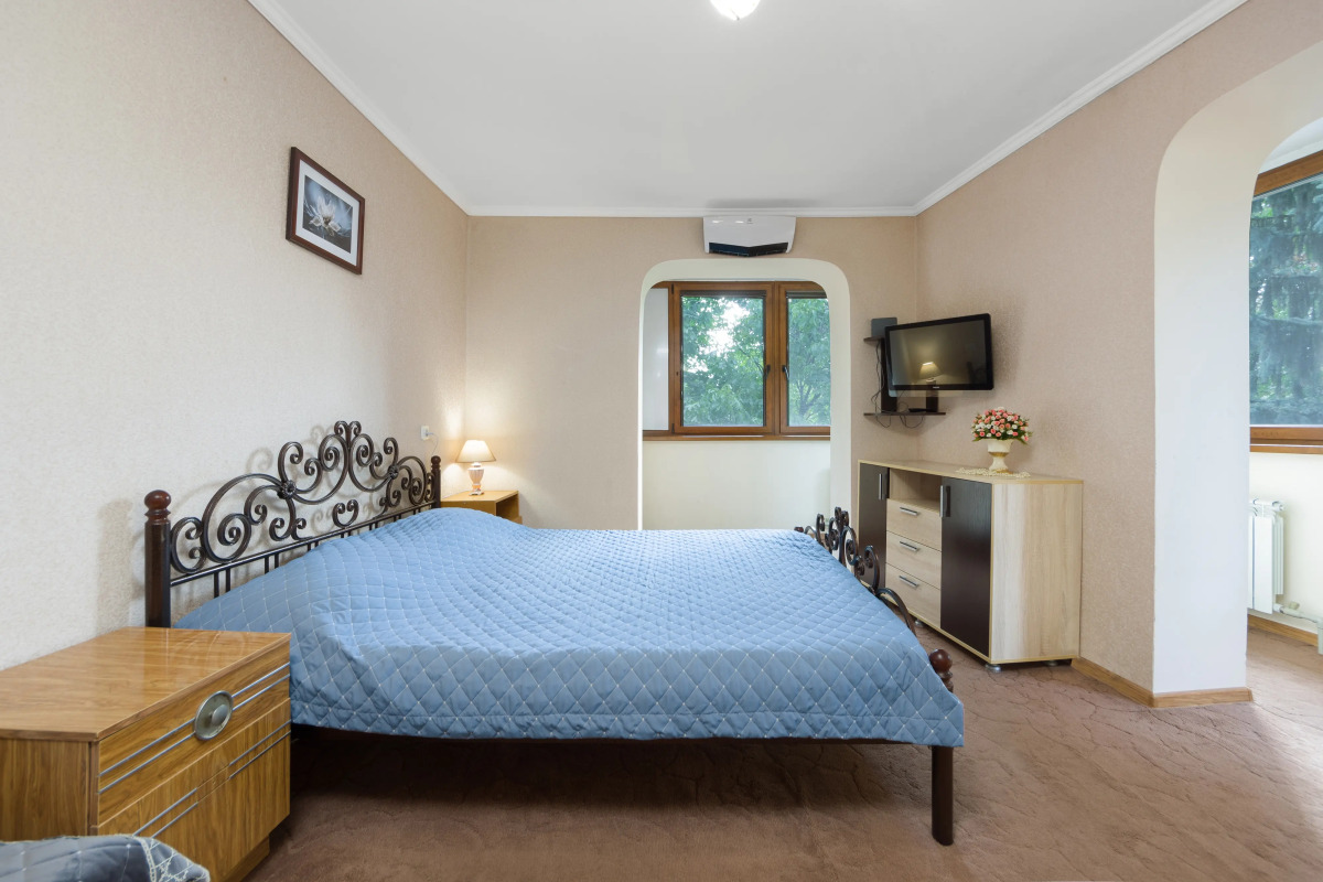 Квартира Велинградская 1