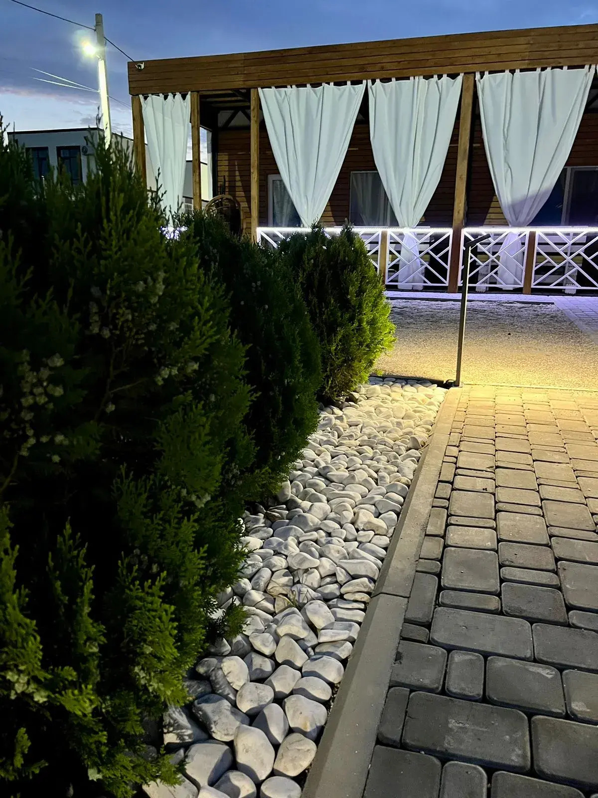 Белый песок