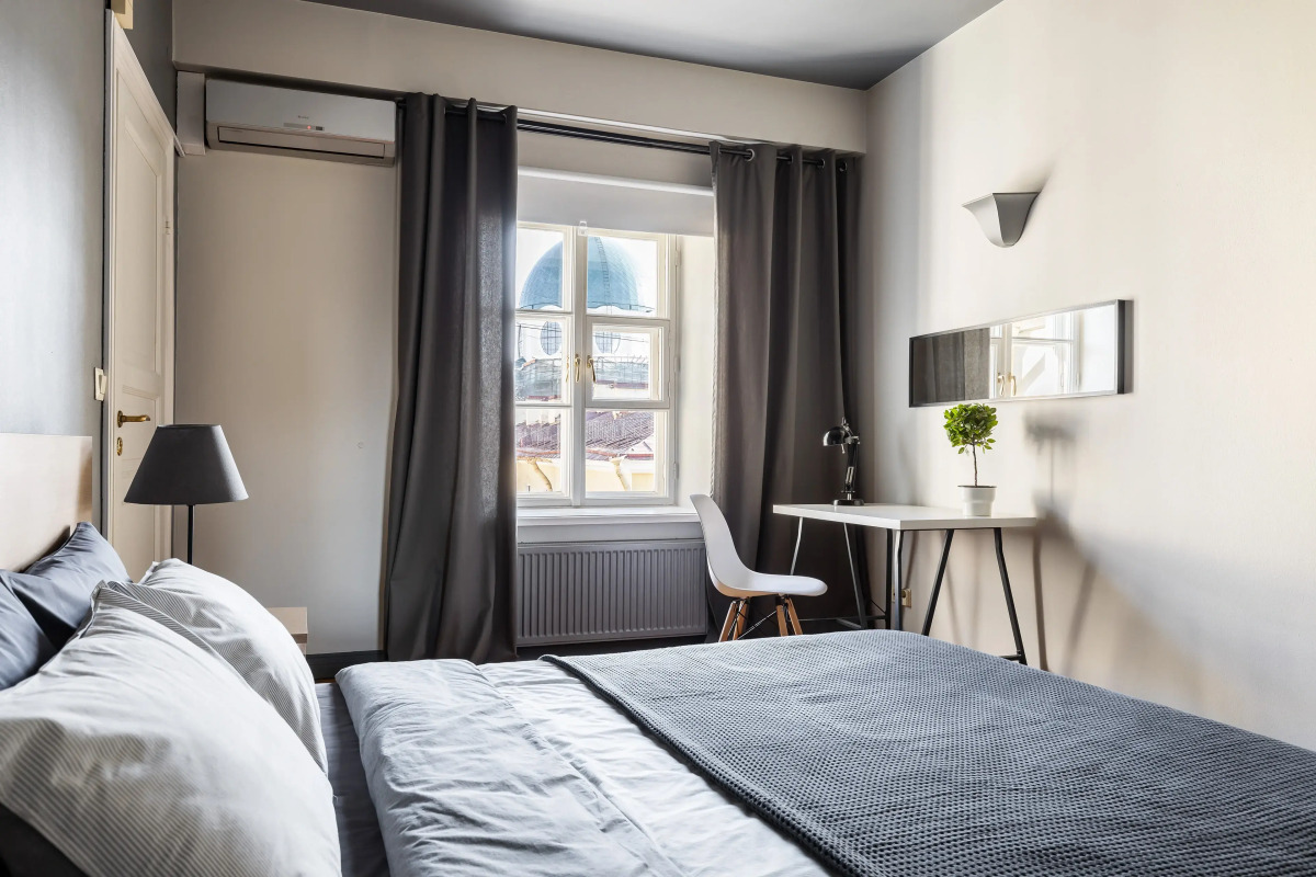 Апартаменты Двухуровневые Little Italy 140 кв.м с видом на собор