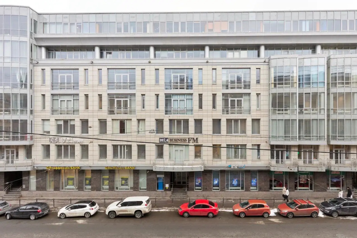 Апартаменты Prudius Apart на Васильевском острове (Осень)