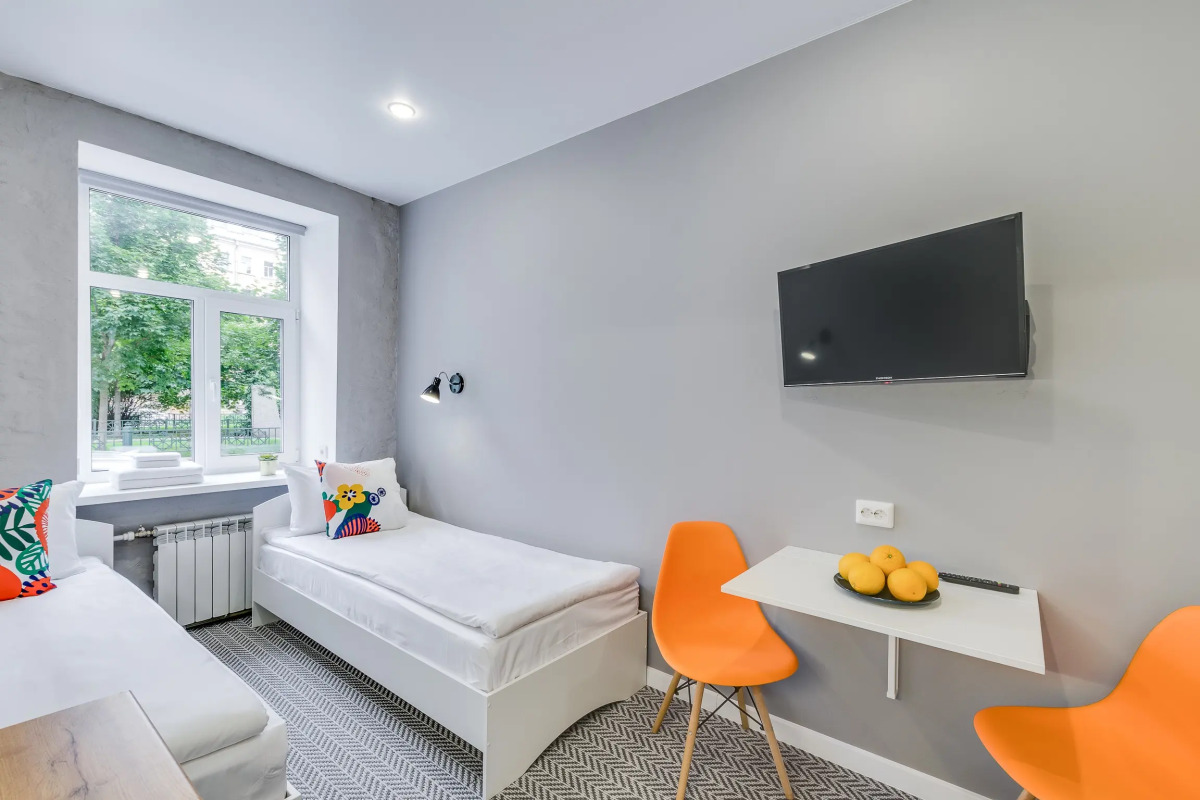 Апартаменты улучшенные на Джамбула 17