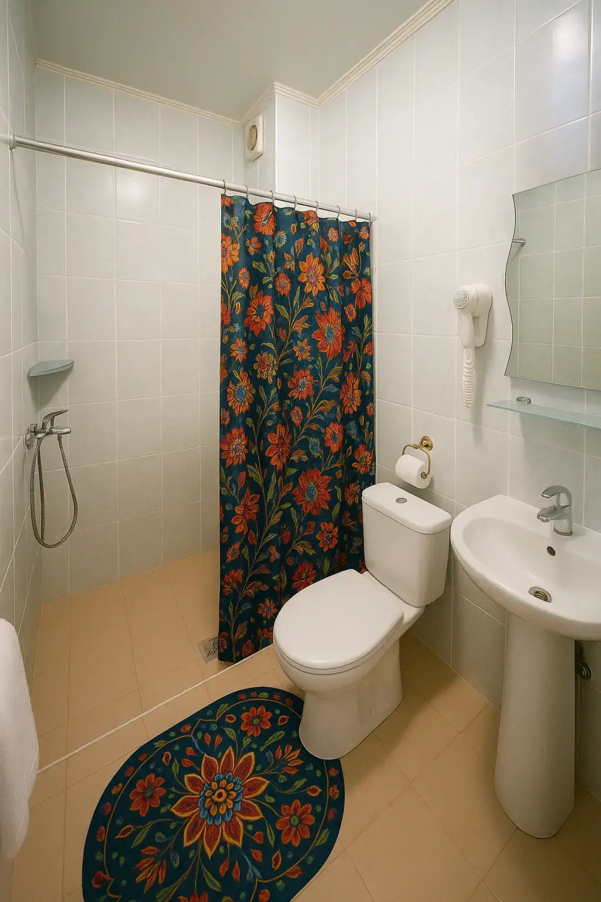 Отель Парадис