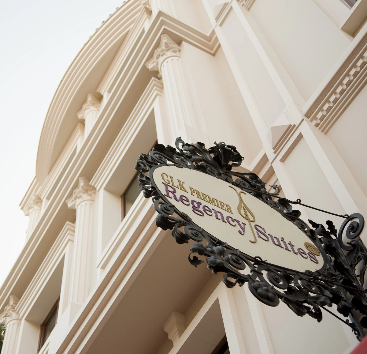 Отель Glk Premier Regency Suites & Spa