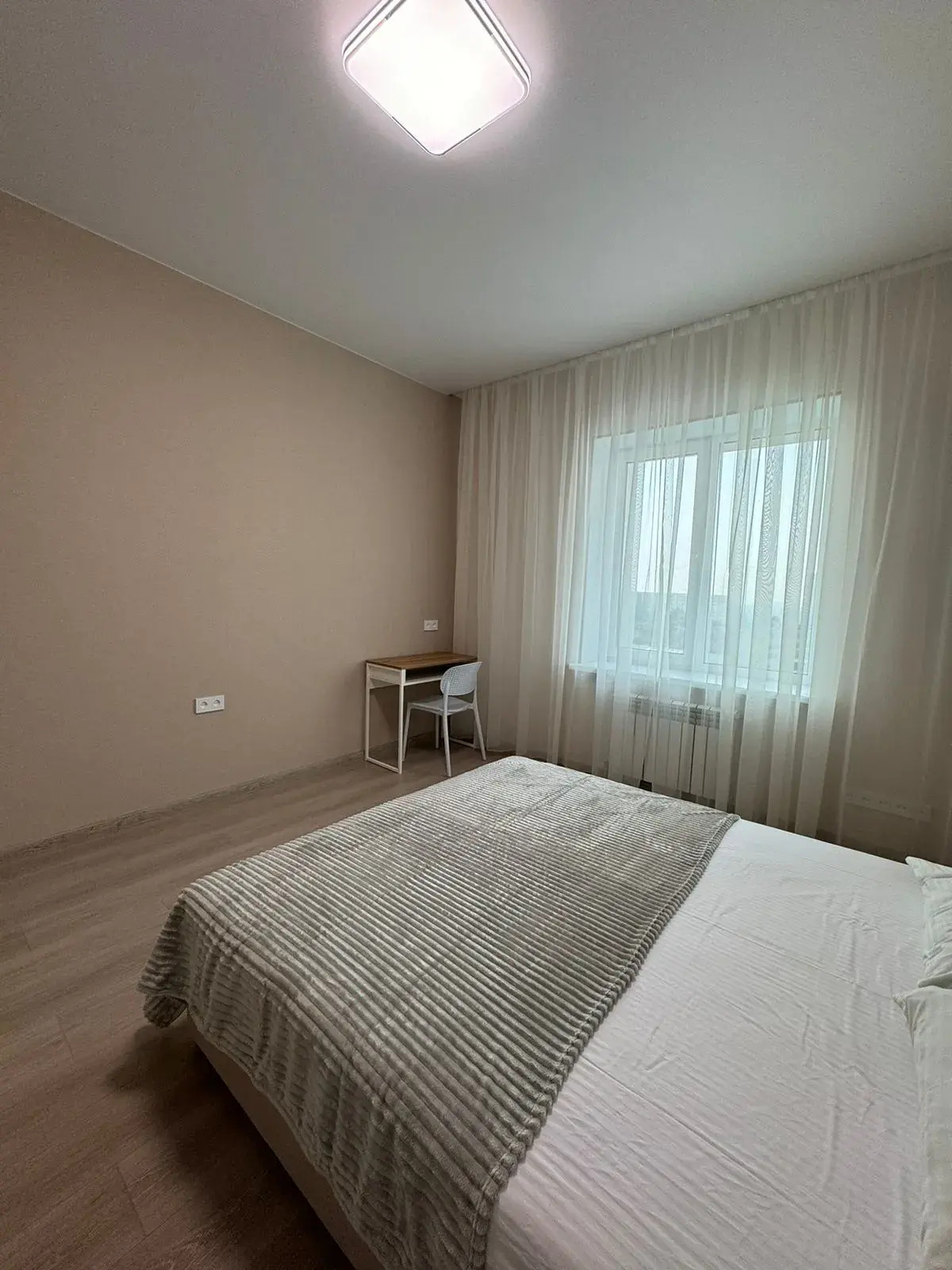 Апартаменты Светлые в Новостройке на Толстого