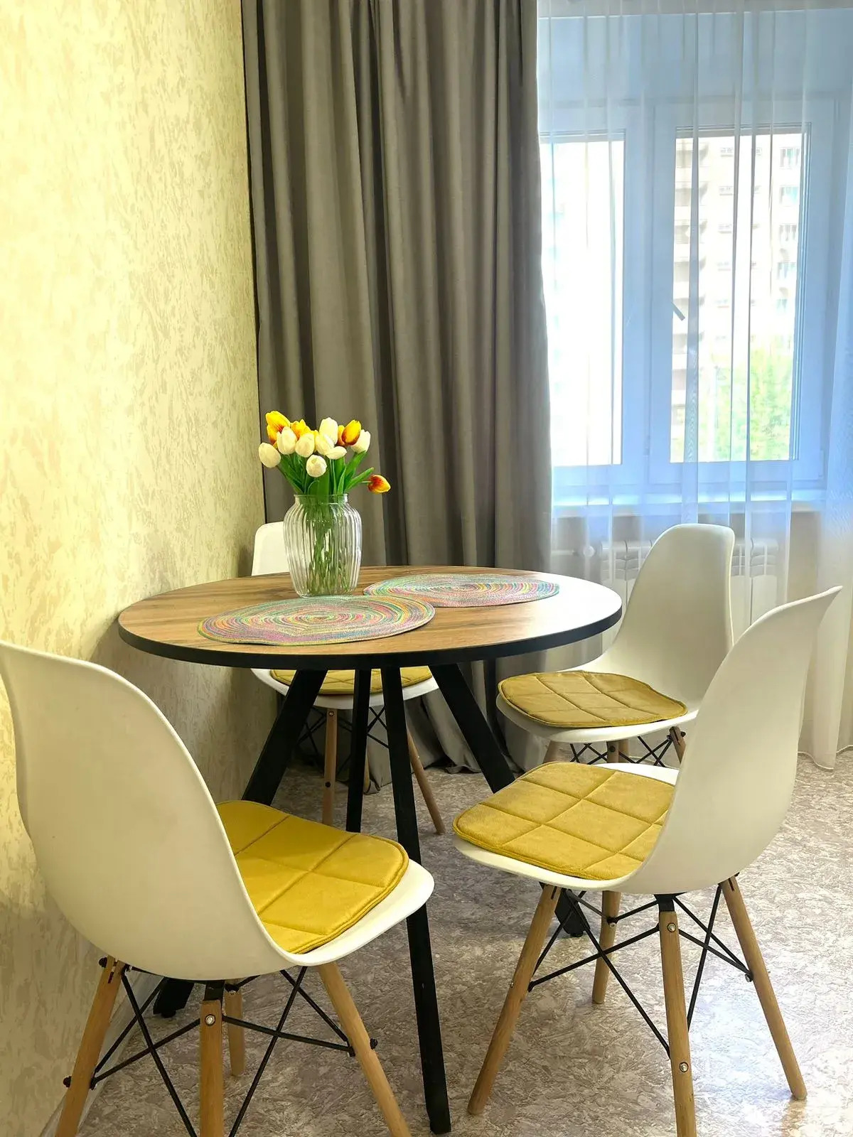 Квартира Уютная для Четверых в Октябрьском Районе