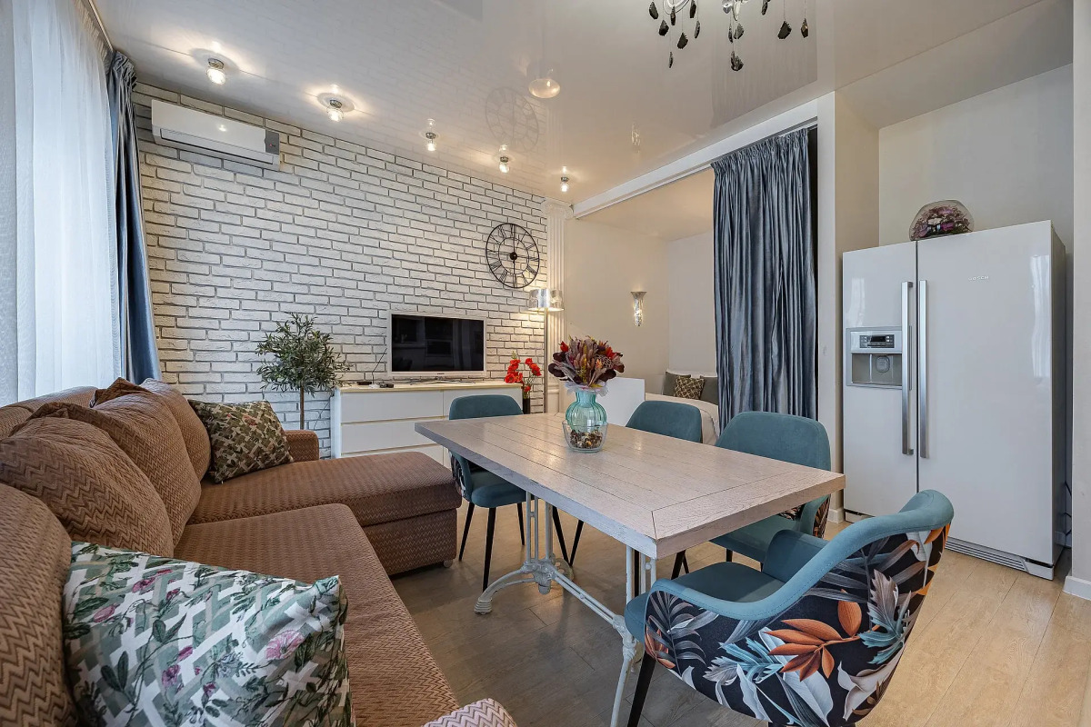 Апартаменты На Большой Покровской