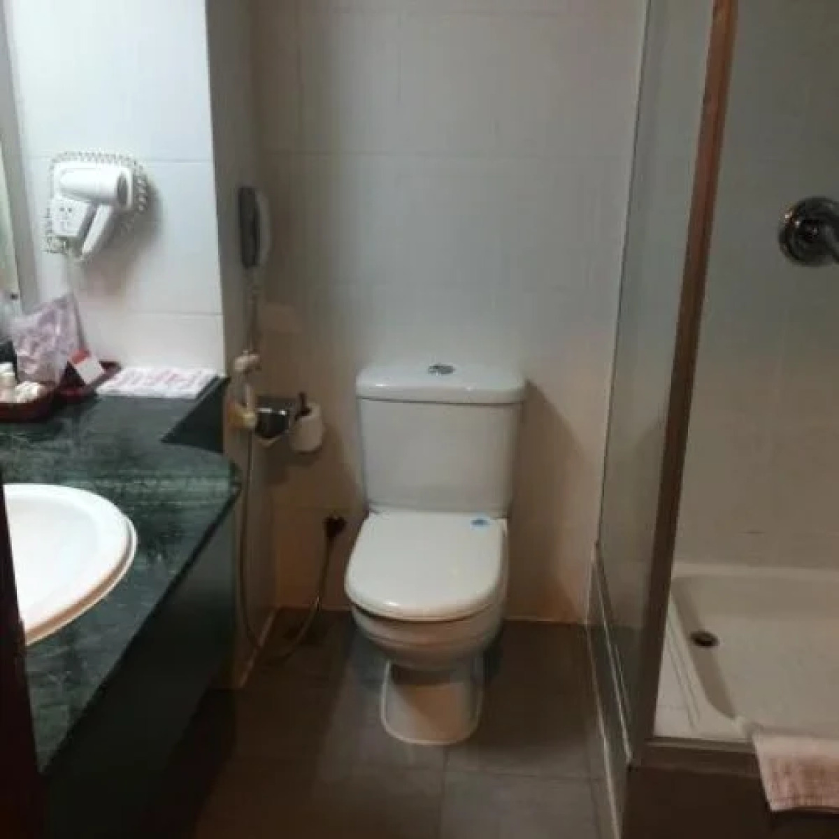 Отель Ramada by Wyndham Colombo