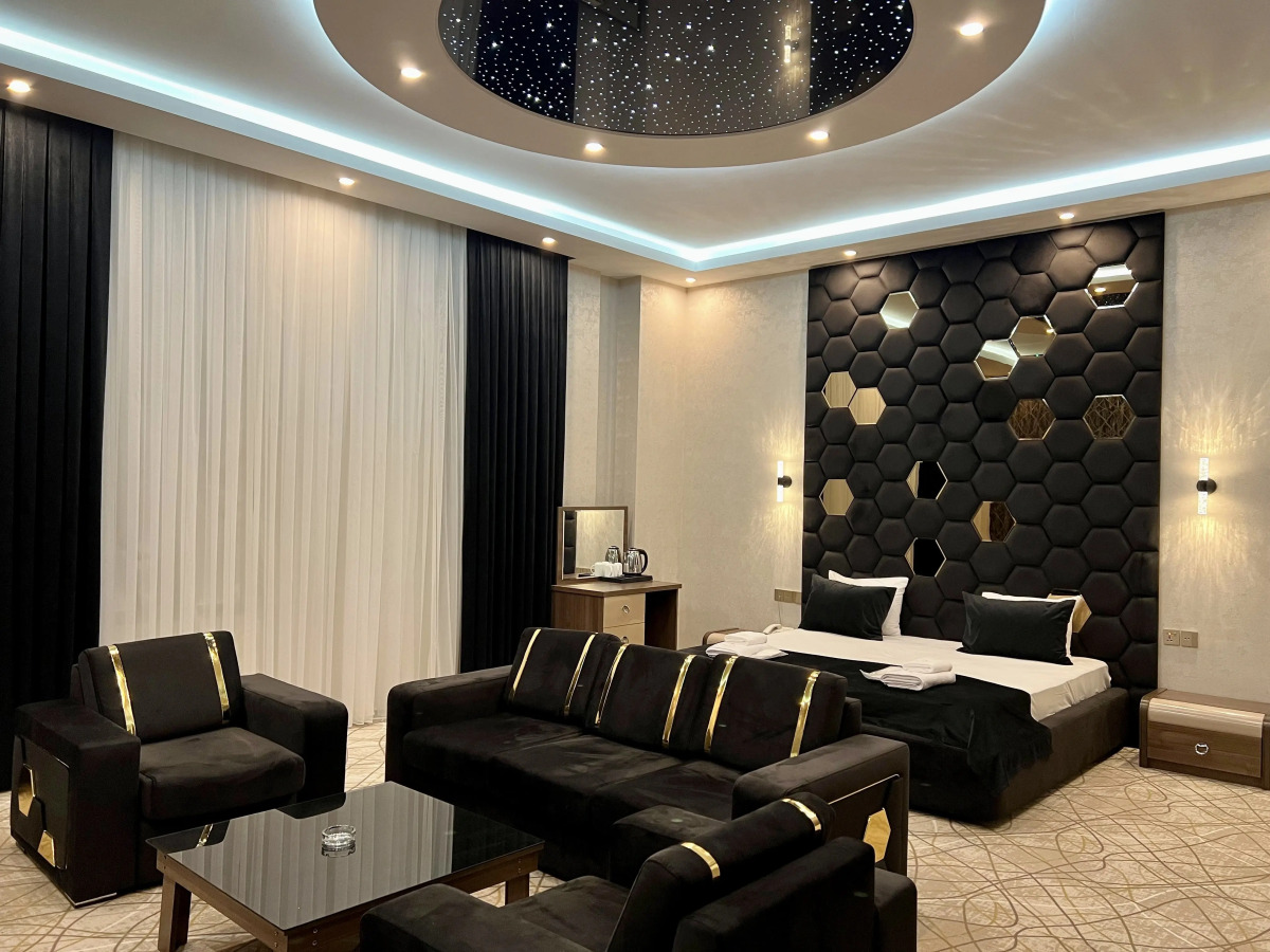 Отель Royal Mansion