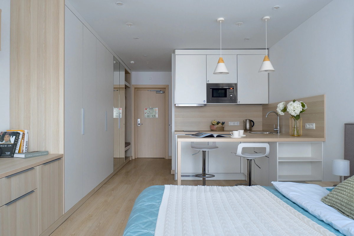 Апартаменты Live Here and Now