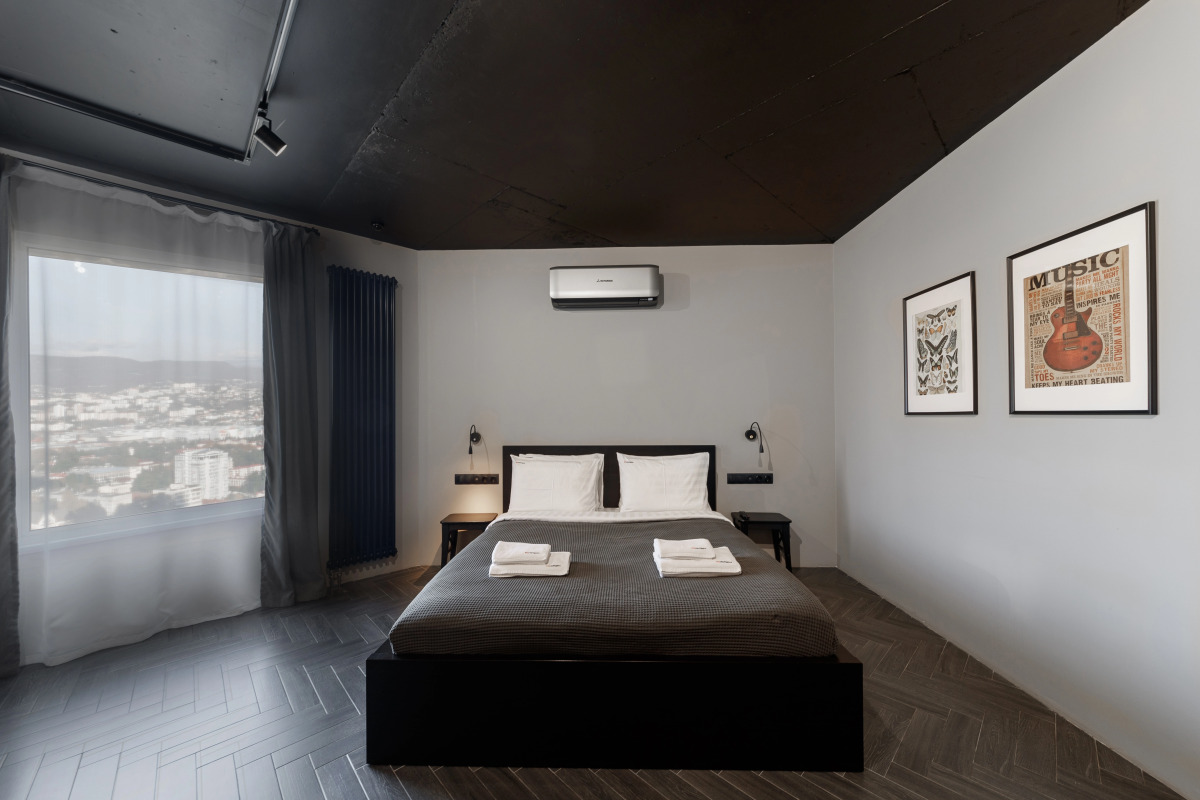 Апартаменты Red Apartments Виктория Осень