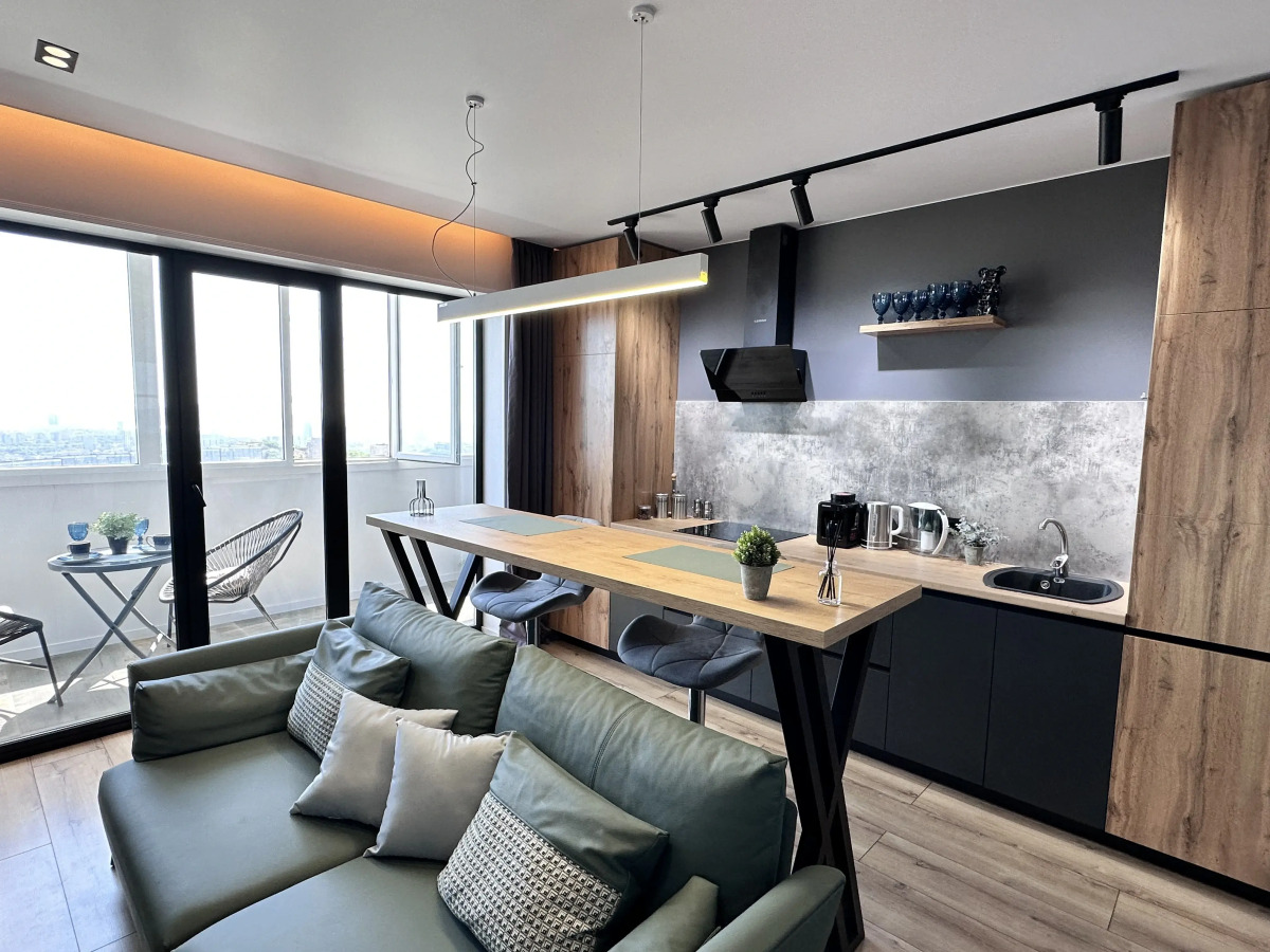 Апартаменты с видом на море и мосты