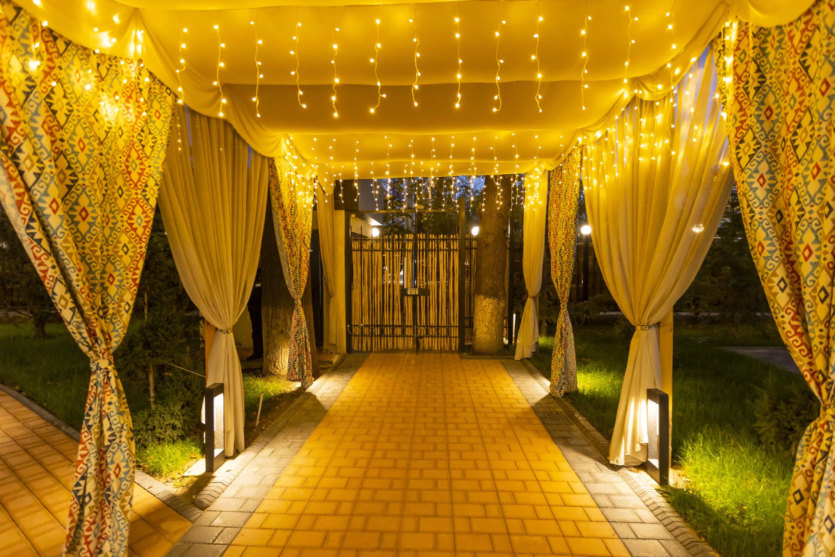 Отель Акжола