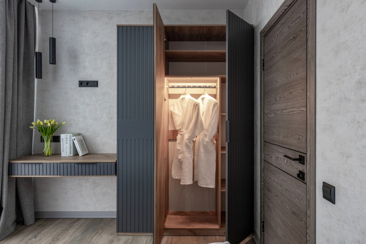 Апартаменты Red Apartments Арт Лайт Адриан