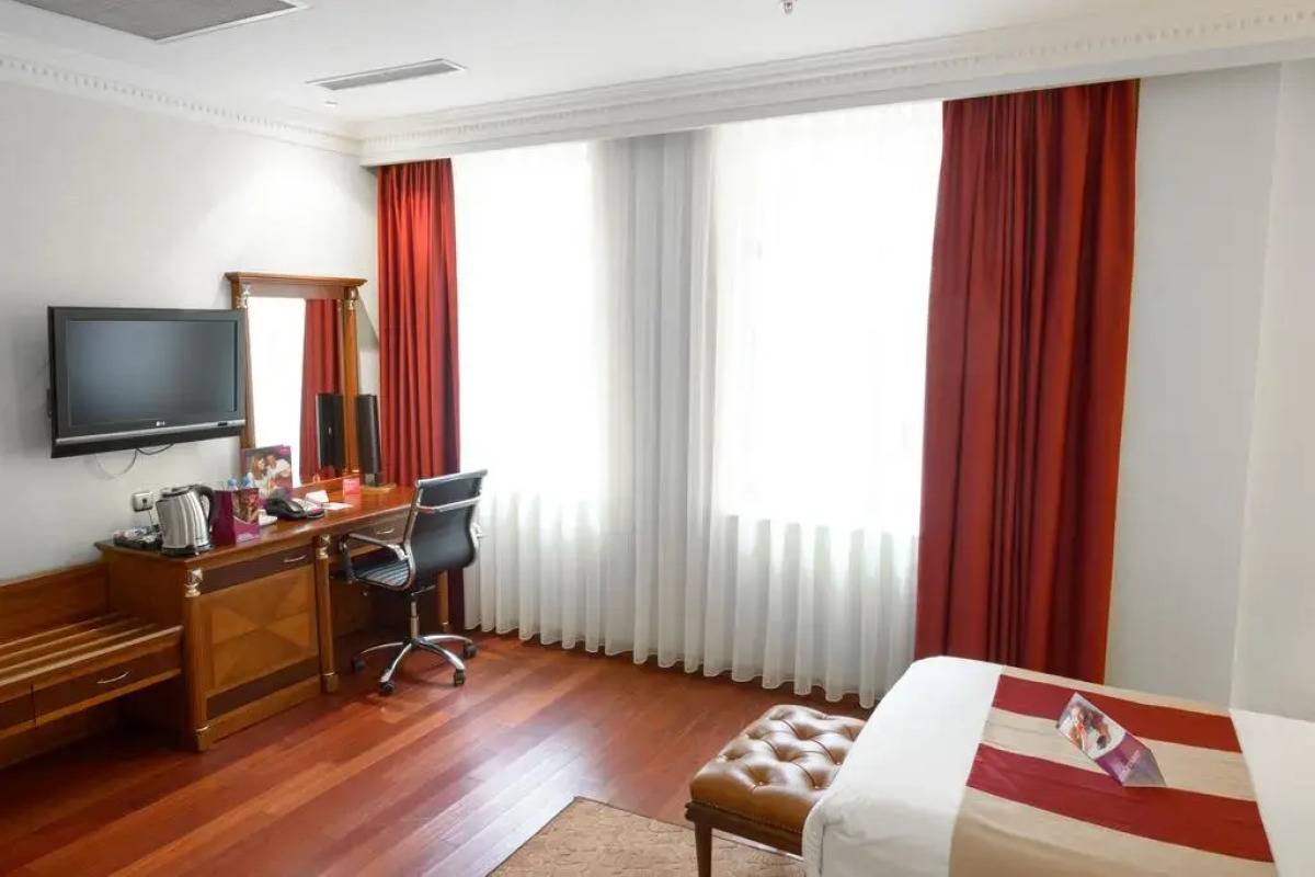 Отель Crowne Plaza Minsk