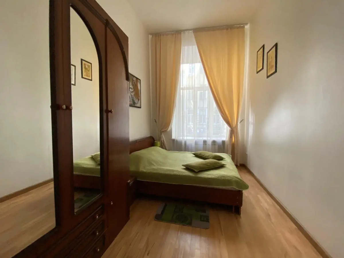 Апартаменты 2-х комнатные на Невском 65