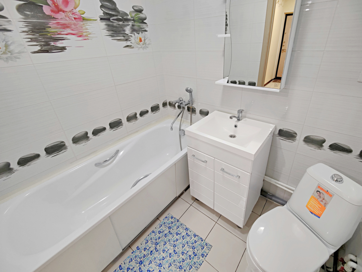 Квартира у ТЦ Мега