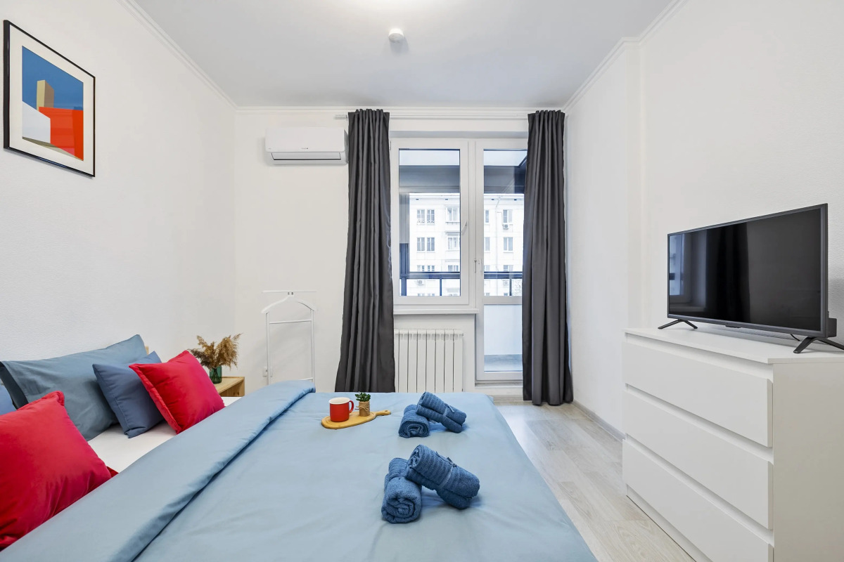 Great view 2-rooms Apartment 2 Min Walk to Raykin Plaza 2