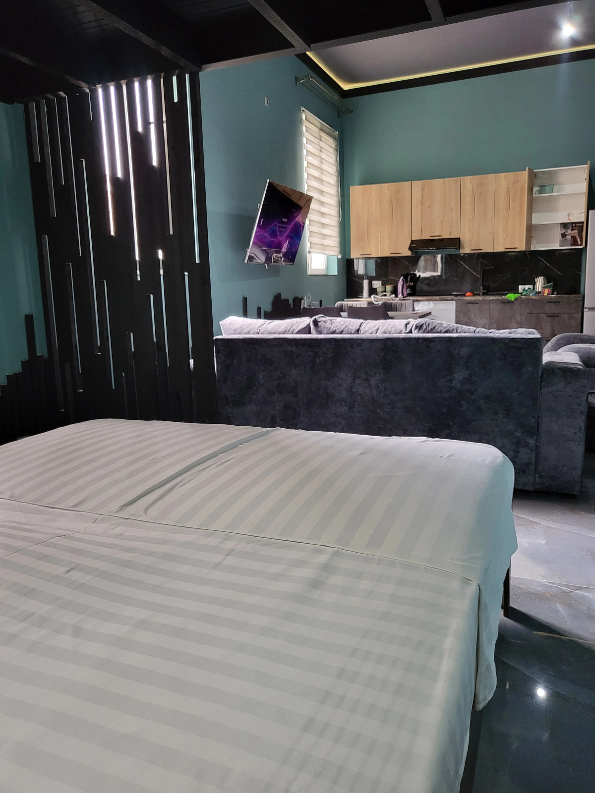 Квартира Максилан