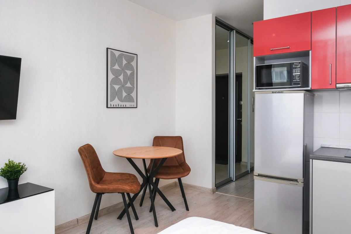 Апартаменты Домант Романова 60/1 (4)