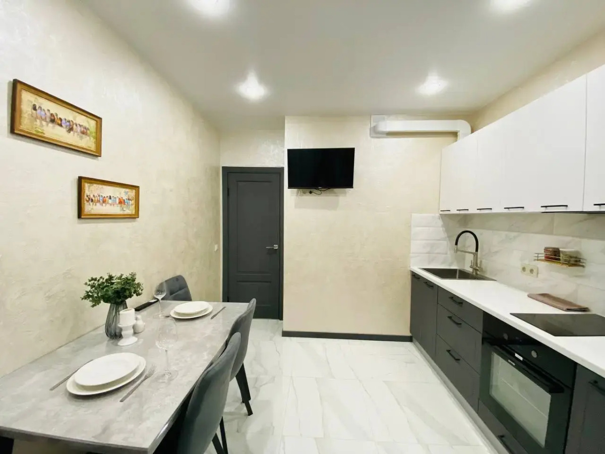 Квартира Люкс Королевский синий