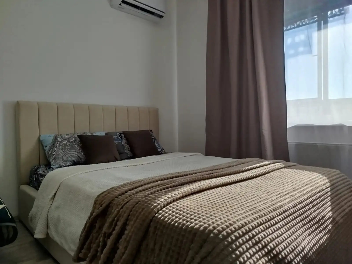 Квартира студия live in comfort на Современников 8