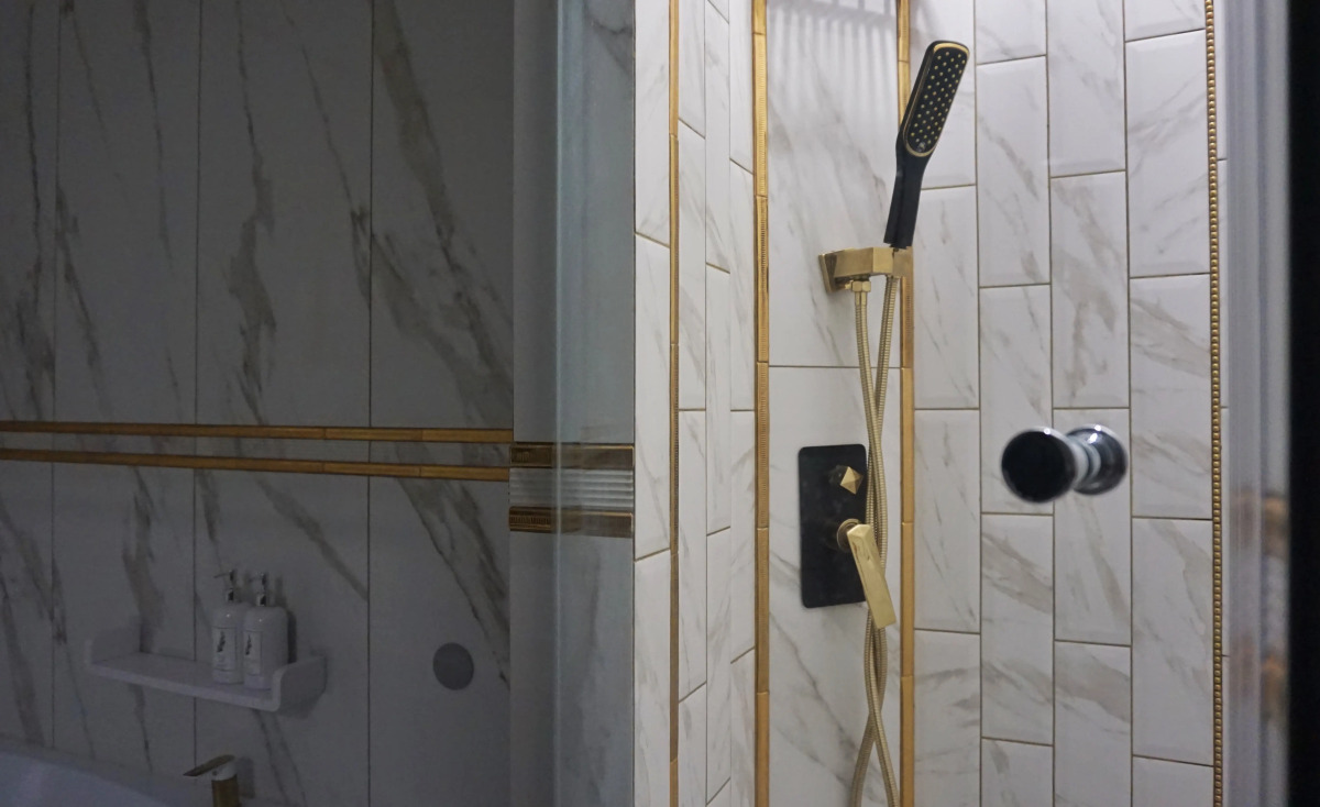 Квартира просторная трешка