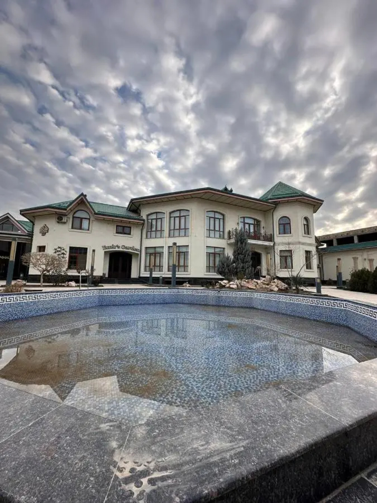 Hotel Emir's Garden
