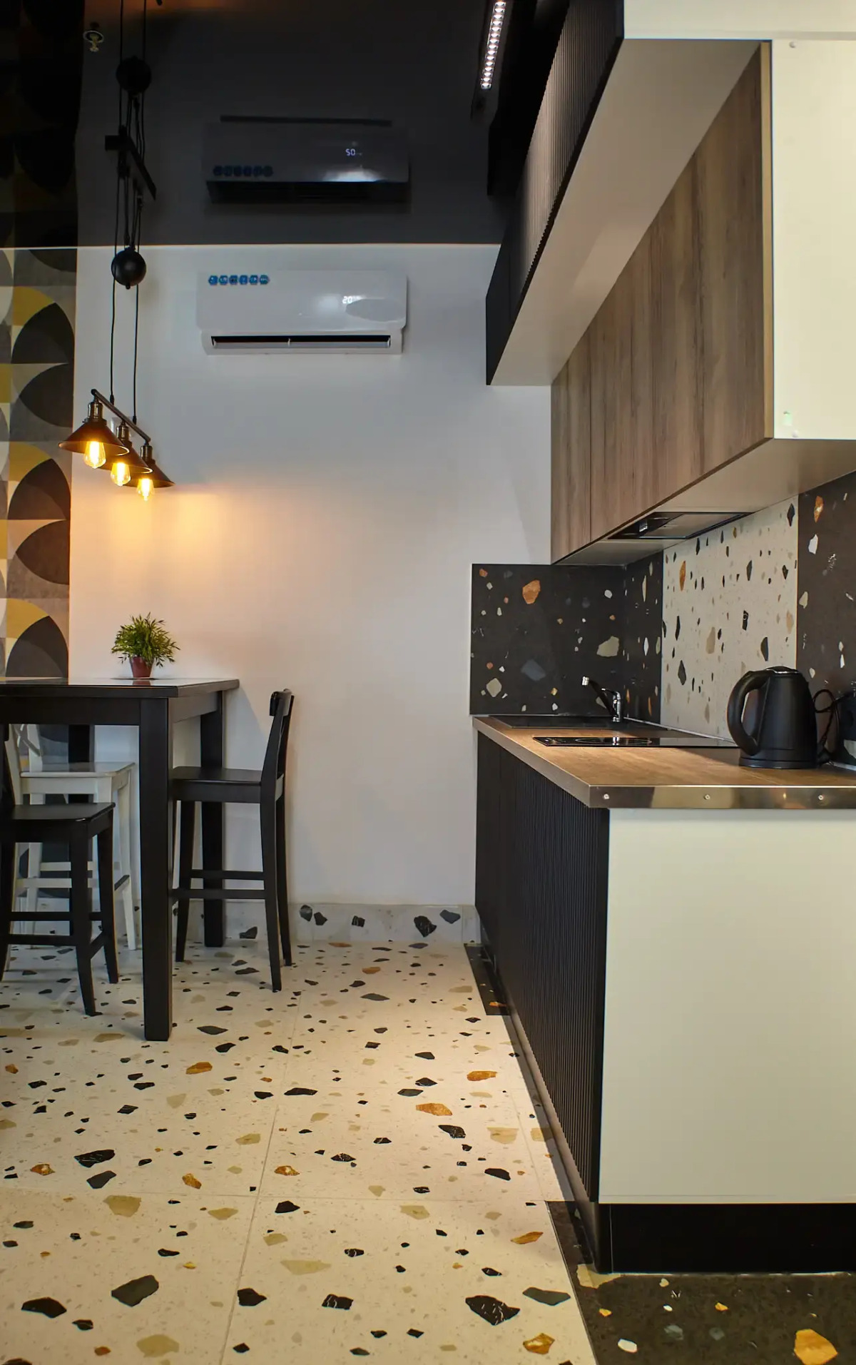 Апартаменты KM Tower Plazа европейский уровень в исторической части города