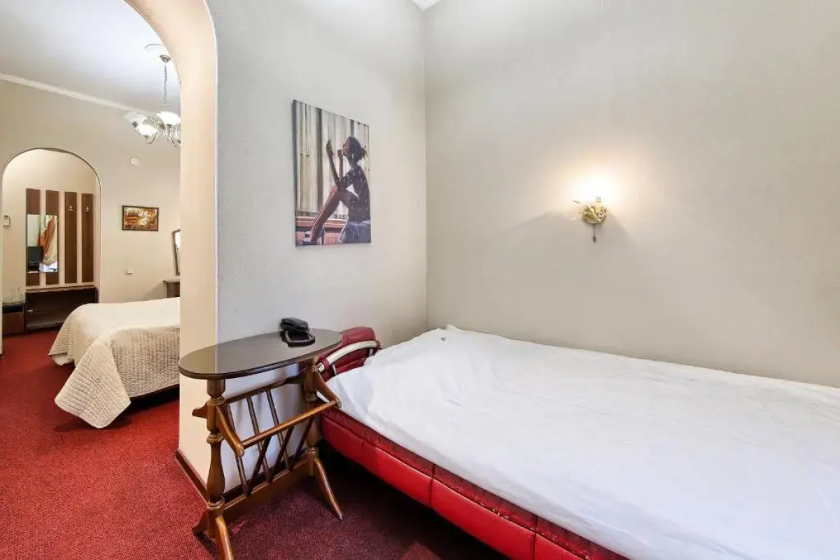 Меблированные комнаты Антарес на Невском проспекте