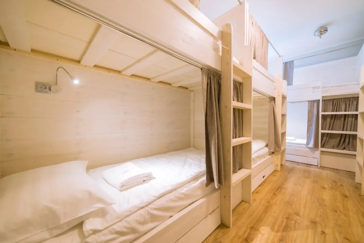 Хостел Изба