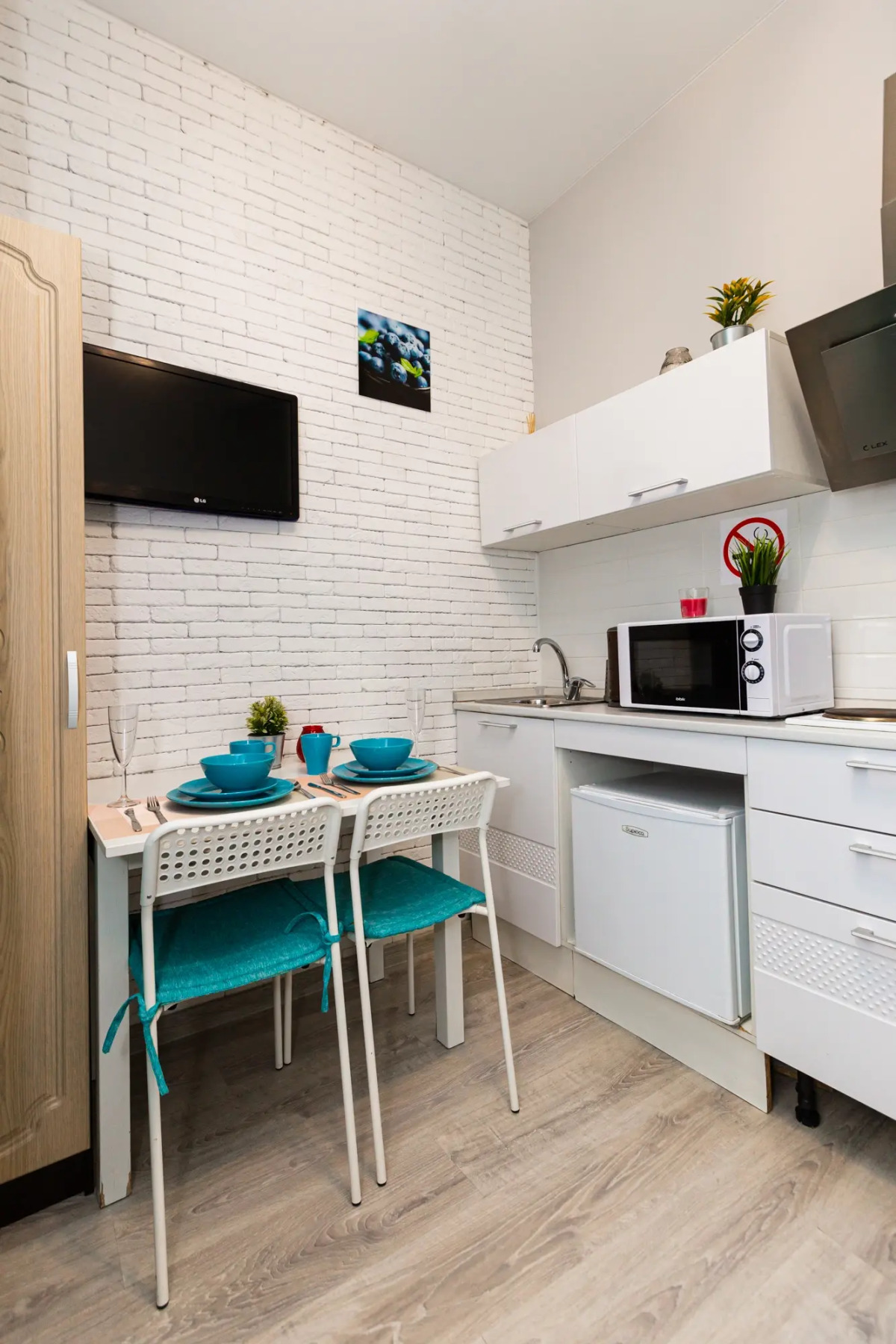 Апартаменты ЖК Букинист 275/2