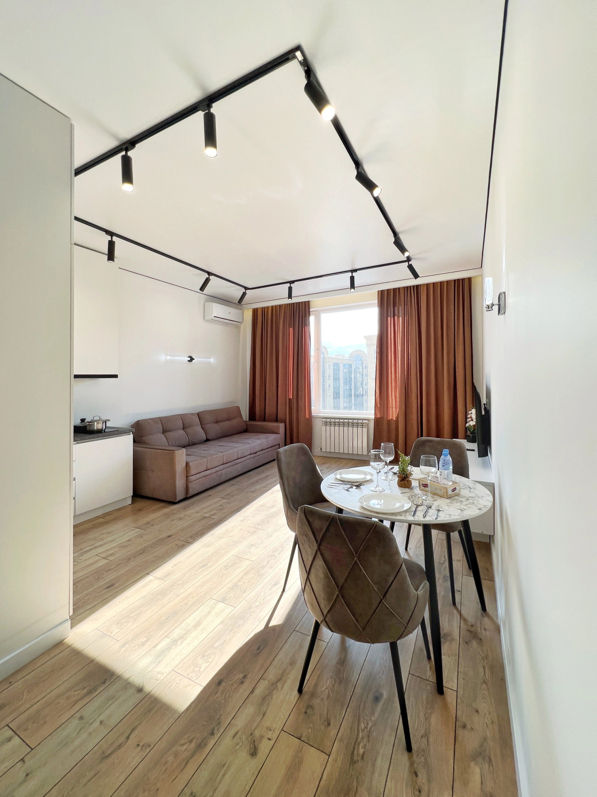 Апартаменты Алма-Ата Пять апартов Business-class рядом ТРЦ MEGA Лучшая локация