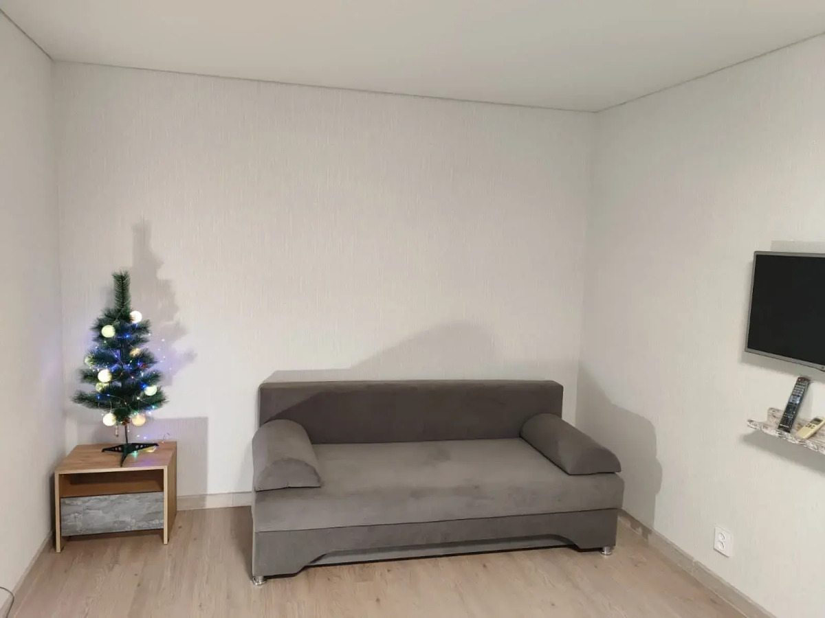 Квартира Даурская, Город на Ладони