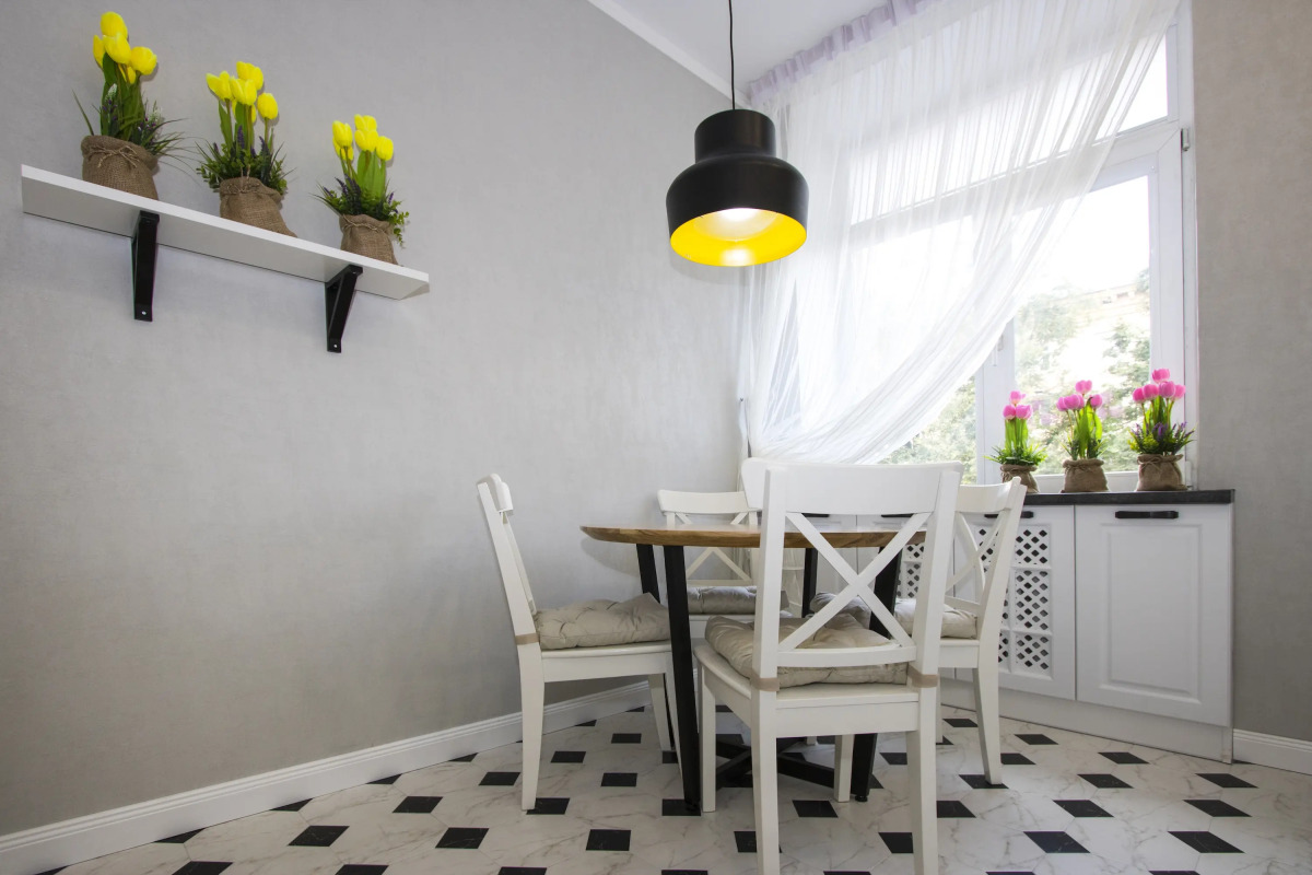 Апартаменты Маркса 50