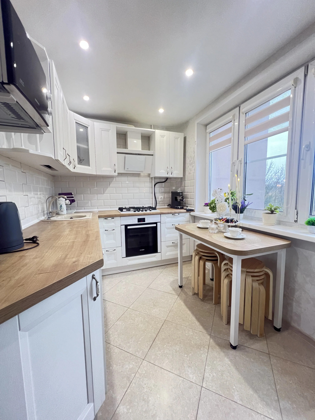 Квартира Большая 4-х комнатная квартира недалеко от центра