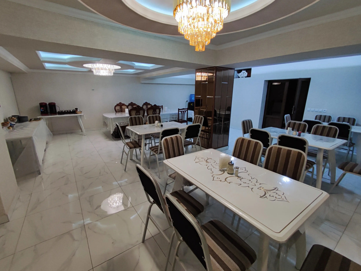 Отель Shahram Plus