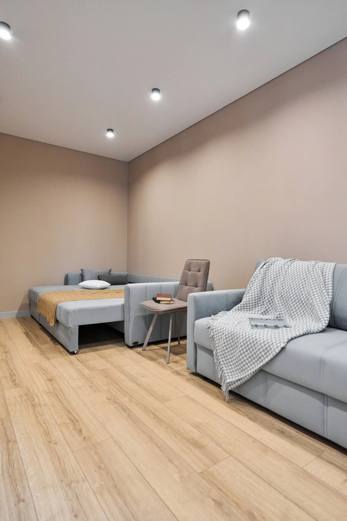 Квартира Двухкомнатная квартира возле центральной больницы