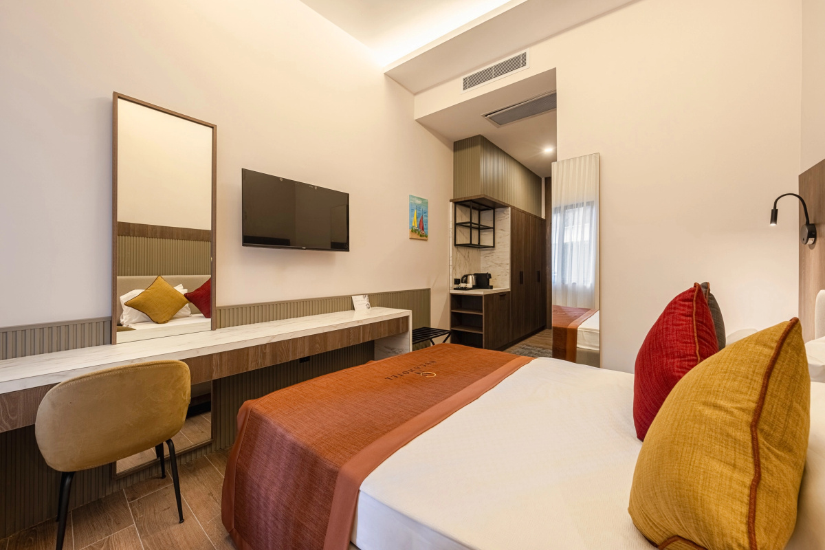 Отель Mira Inn Lara
