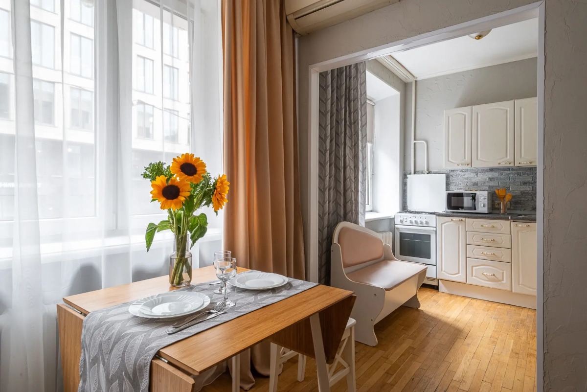 Апартаменты Кварт-Отель, Гашека, 11