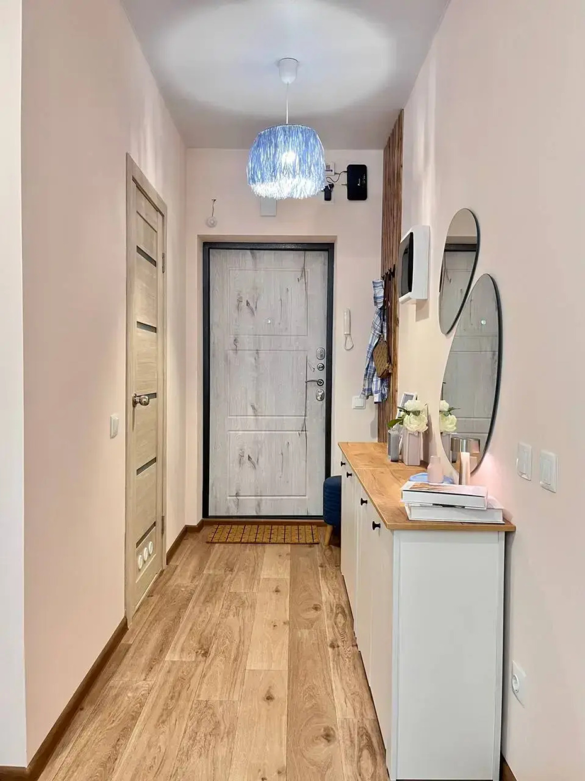 Современная студия у Планеты в ЖК Мир