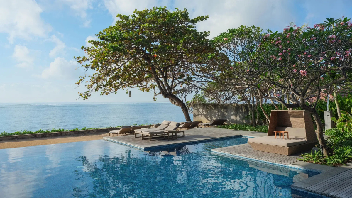 Отель Maya Sanur Resort & Spa