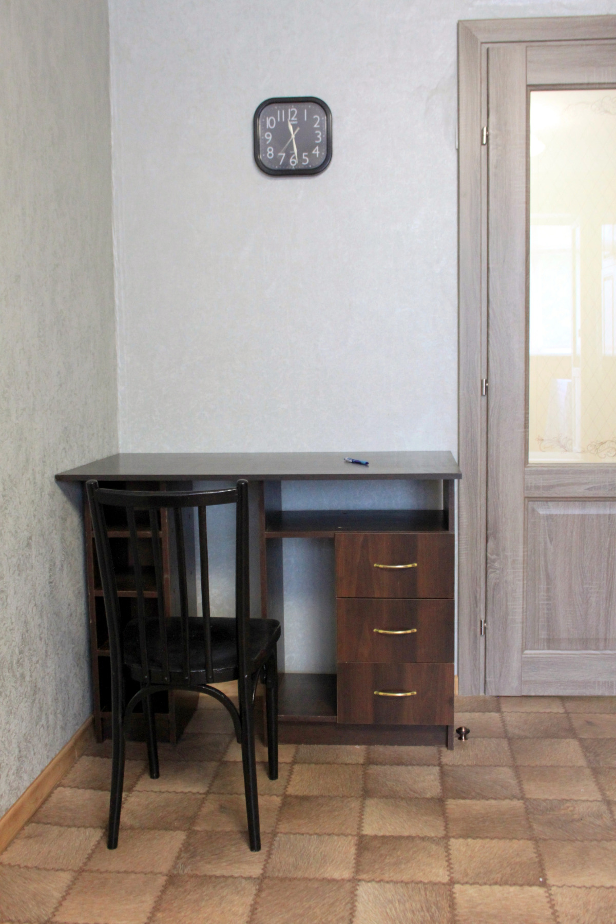 Апартамент Your Home