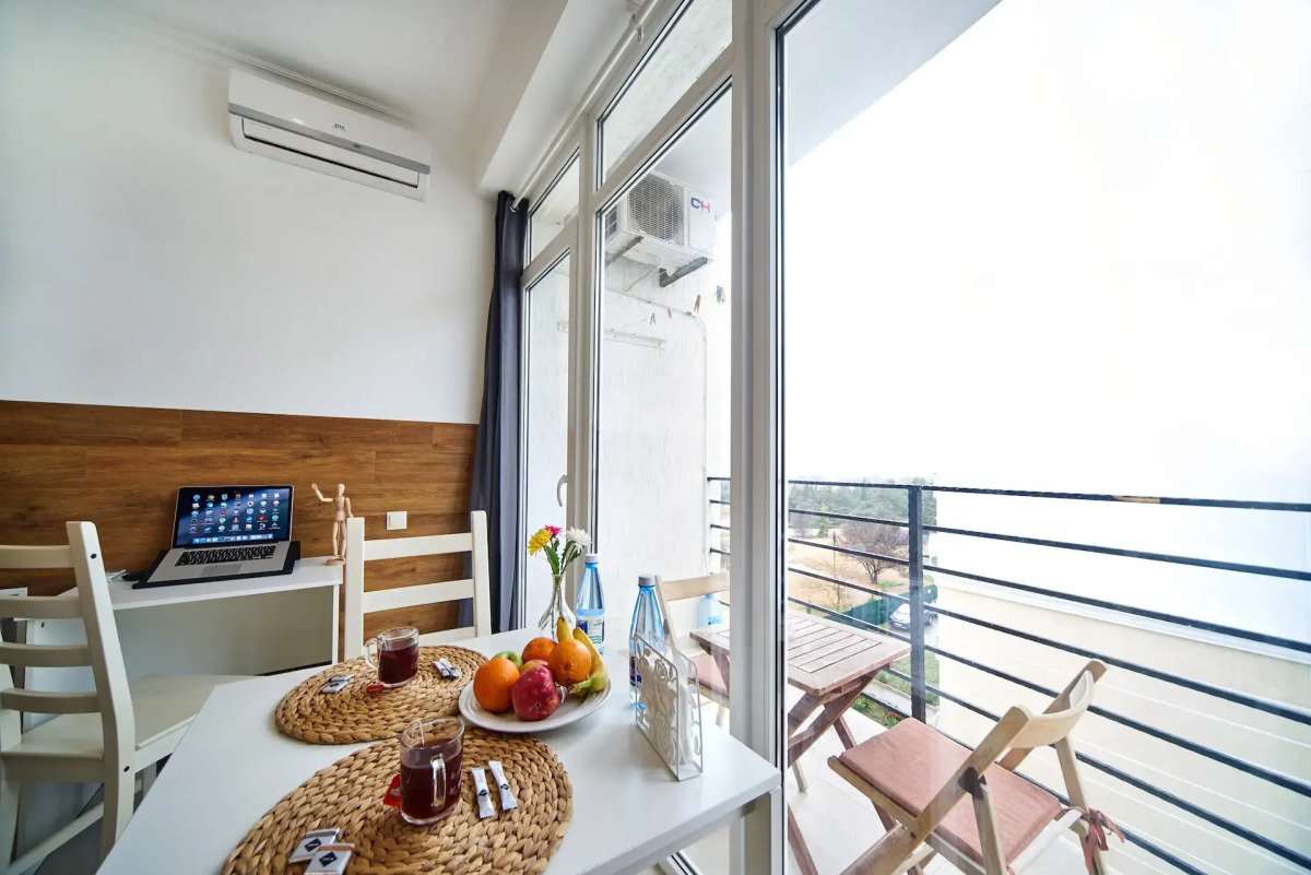 Апартаменты с видом на море в Парке Победы