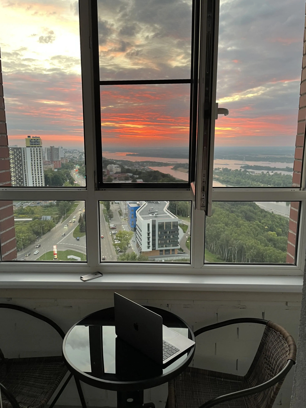 Квартира с красивыми закатами