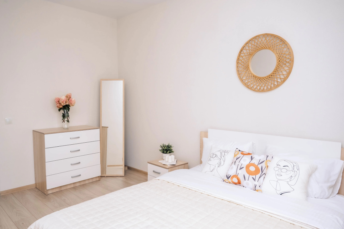 Трехкомнатная Просторная Квартира на 6 гостей у ТЦ Планета и Аквапарка