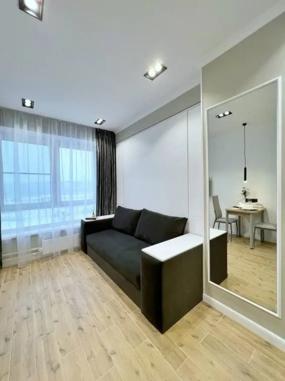 Апартаменты Black Chocolate у метро Филатов Луг