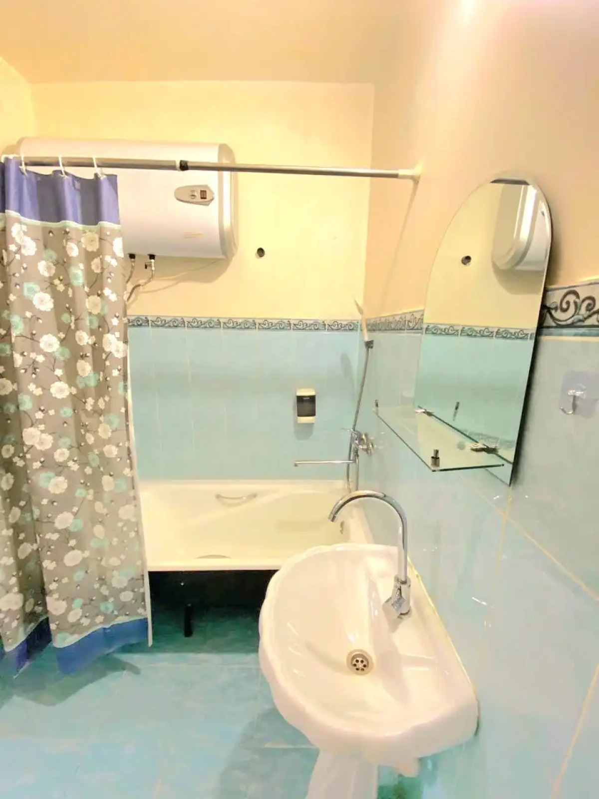 Апартаменты на Пилотов 12