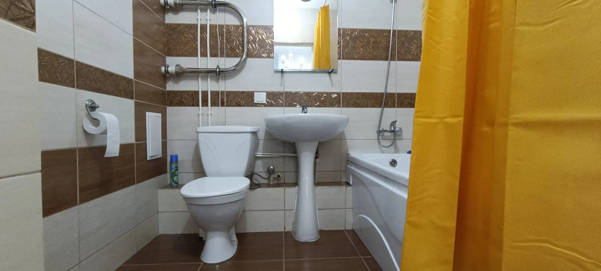 Apartments Bibliotechnaya 45